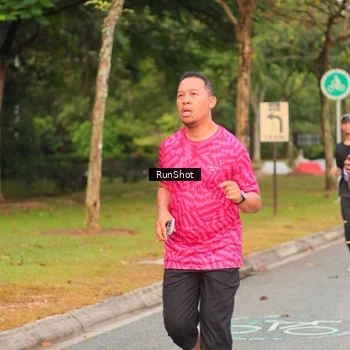 Runner Photo 5675614