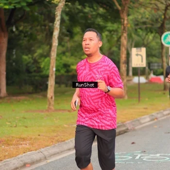 Runner Photo 5675621