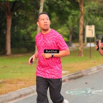 Runner Photo 5675622