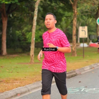 Runner Photo 5675624