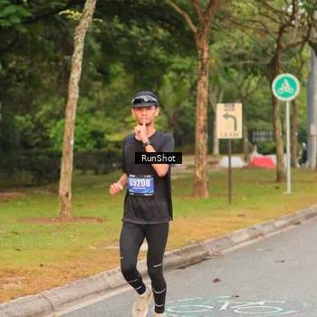 Runner Photo 5675626