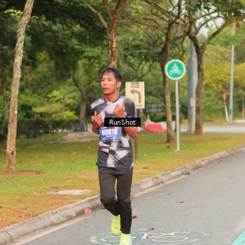 Runner Photo 5675643