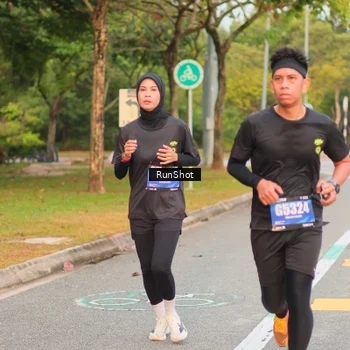 Runner Photo 5675658