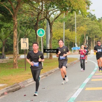Runner Photo 5675694
