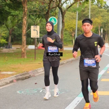 Runner Photo 5675695