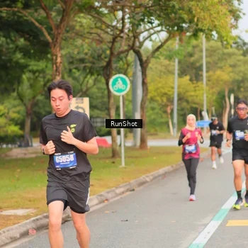 Runner Photo 5675712