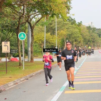 Runner Photo 5675714