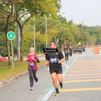 Runner Photo 5675716
