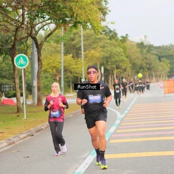 Runner Photo 5675722