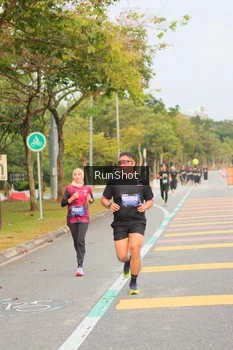 Runner Photo 5675724