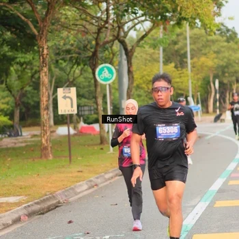 Runner Photo 5675732