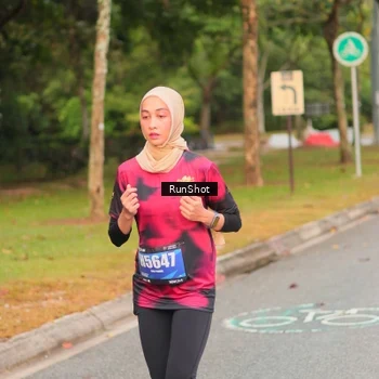 Runner Photo 5675736