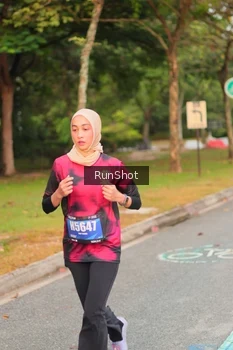 Runner Photo 5675738