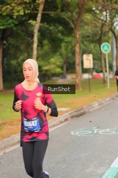Runner Photo 5675740