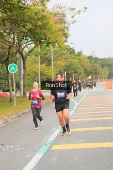 Runner Photo 5675741
