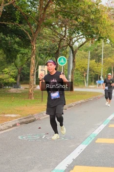 Runner Photo 5675750