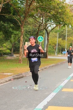 Runner Photo 5675752