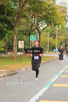 Runner Photo 5675757