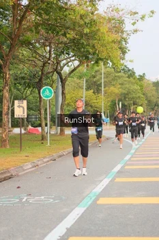Runner Photo 5675764