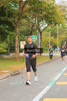 Runner Photo 5675770