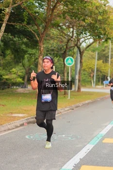 Runner Photo 5675771