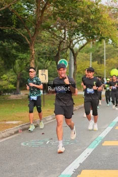 Runner Photo 5675780