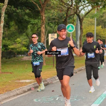 Runner Photo 5675783