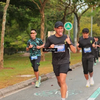 Runner Photo 5675785