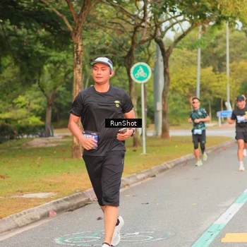 Runner Photo 5675787