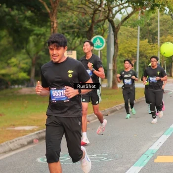 Runner Photo 5675801