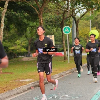 Runner Photo 5675806