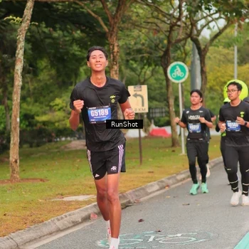 Runner Photo 5675811