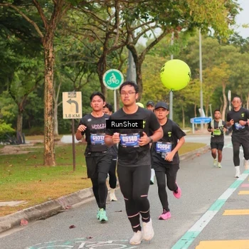 Runner Photo 5675817