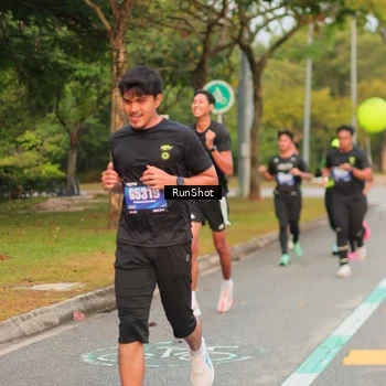 Runner Photo 5675818