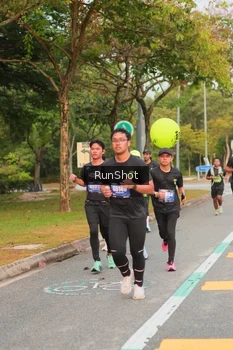 Runner Photo 5675824