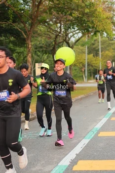 Runner Photo 5675830