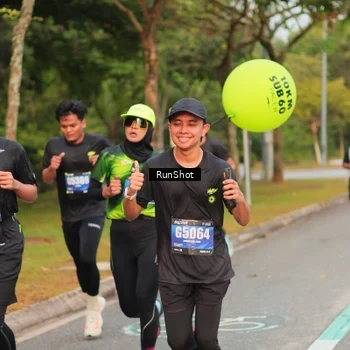 Runner Photo 5675840