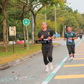 Runner Photo 5675848