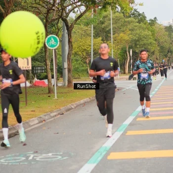 Runner Photo 5675854