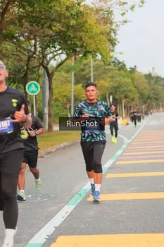Runner Photo 5675867