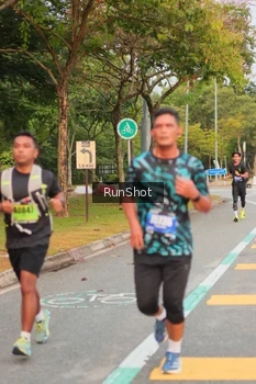 Runner Photo 5675880