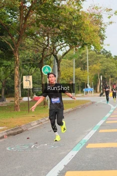 Runner Photo 5675888