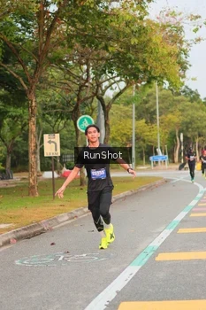 Runner Photo 5675891
