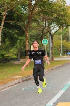 Runner Photo 5675895