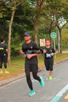 Runner Photo 5675909
