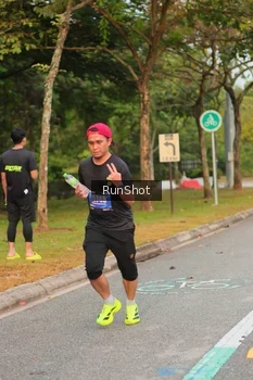 Runner Photo 5675913