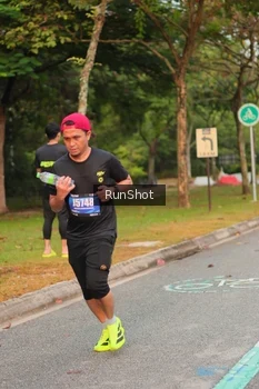 Runner Photo 5675918