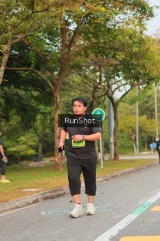 Runner Photo 5675924