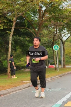 Runner Photo 5675933
