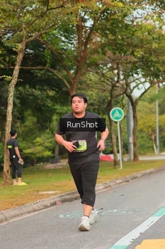 Runner Photo 5675937